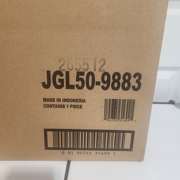 SEALED NEW EXCLUSIVE 2025 Barbie x MoMA Vincent van Gogh Doll Annalise Lao - Picture 3 of 16